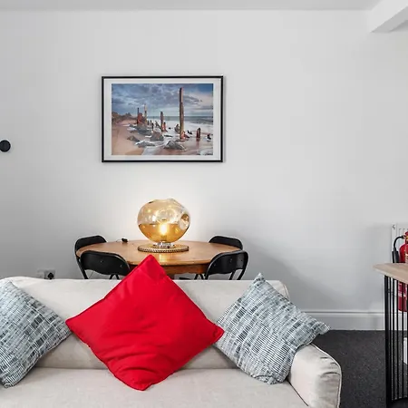 Superb Location, Character Filled By Mycityhaven Bristol