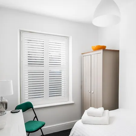 Superb Location, Character Filled By Mycityhaven * Bristol