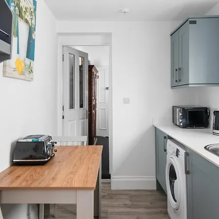 Apartment Superb Location, Character Filled By Mycityhaven Bristol