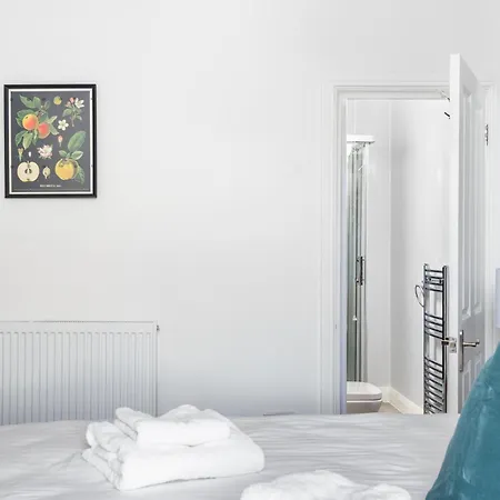 Apartment Superb Location, Character Filled By Mycityhaven Bristol