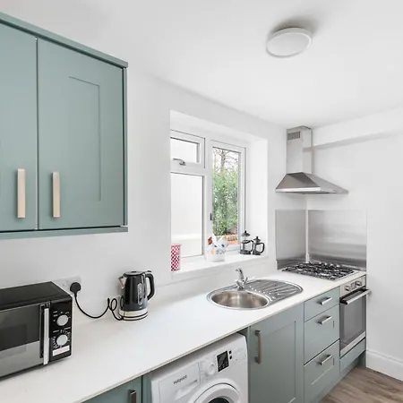 Superb Location, Character Filled By Mycityhaven Bristol