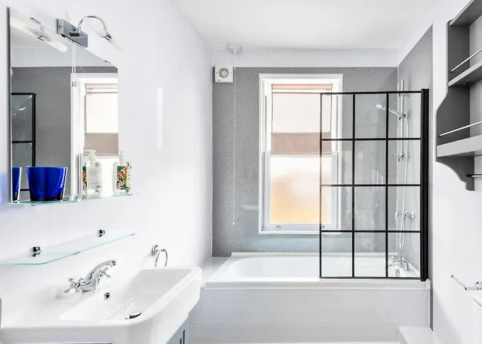 Superb Location, Character Filled By Mycityhaven Bristol