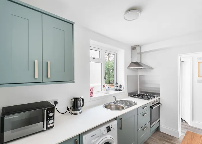 Superb Location, Character Filled By Mycityhaven Bristol