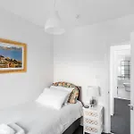 Διαμέρισμα Superb Location, Character Filled By Mycityhaven