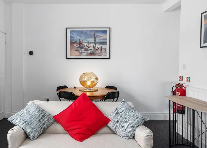 Superb Location, Character Filled By Mycityhaven Bristol